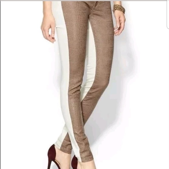 DL1961 Denim - 💕MAKE AN OFFER 💕4 Way Stretch Comfort Emma Jeans